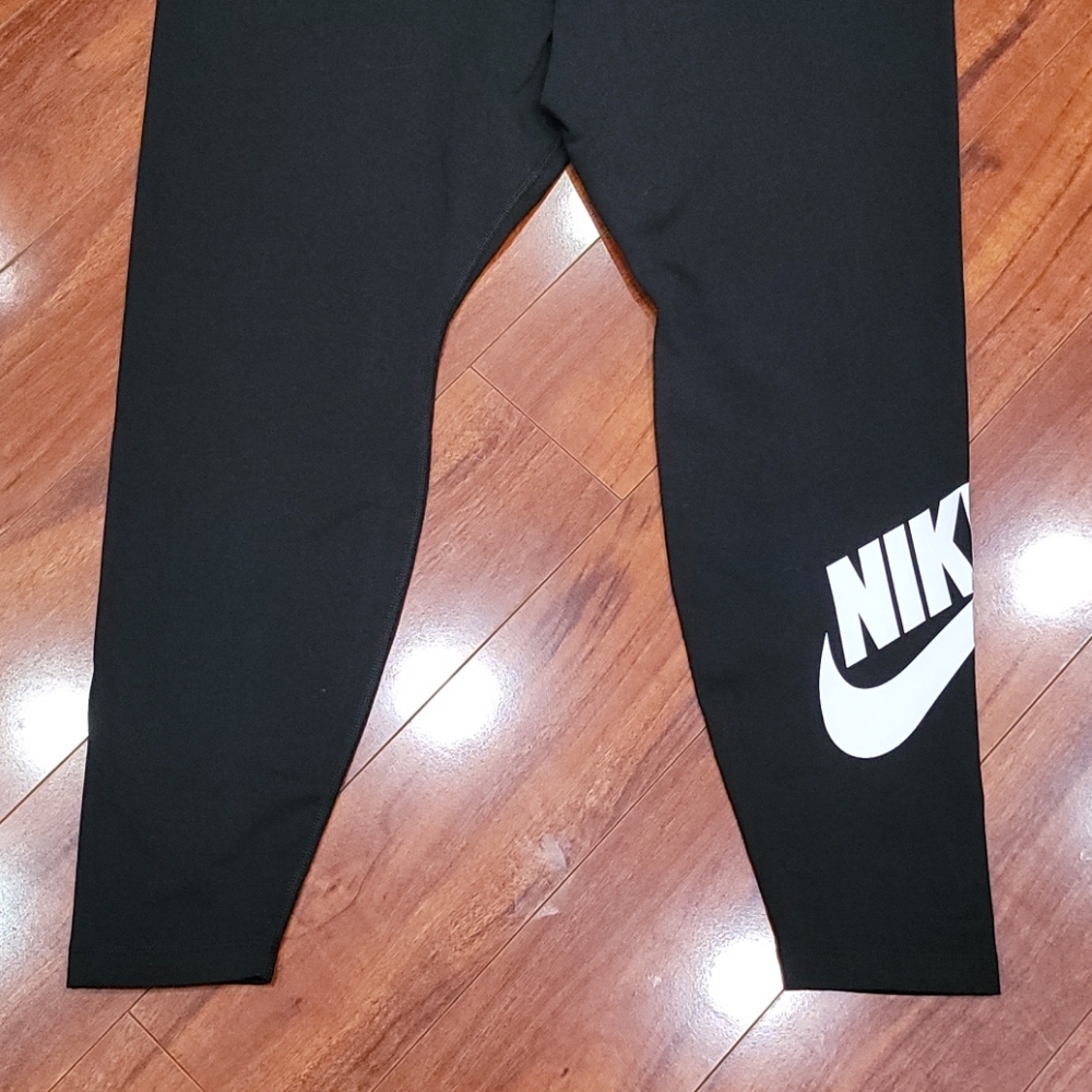 NWT plus size Nike knit leggings - Picture 4 of 9